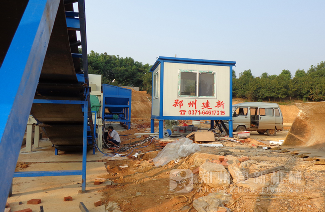 湖南長沙500噸穩(wěn)定土拌和站現(xiàn)場(chǎng)案例